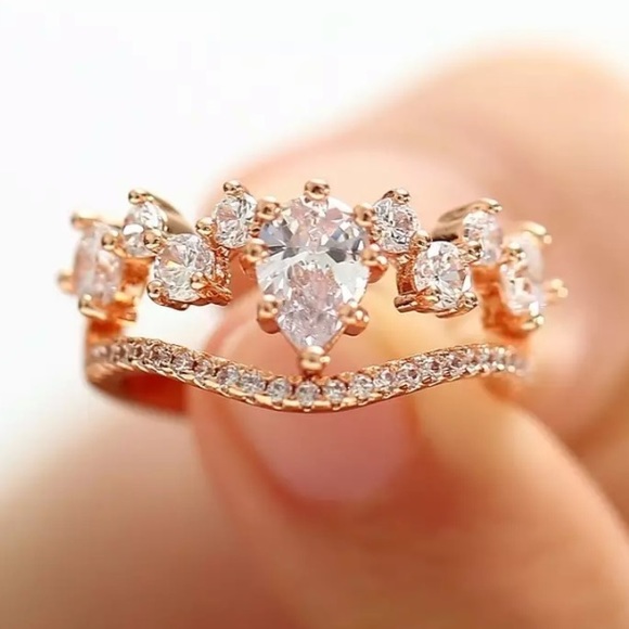 NEW!💙💎ROSE💗💛GOLDEN RING!💎💙7 TEARDROP CZ PAVE - Picture 3 of 8